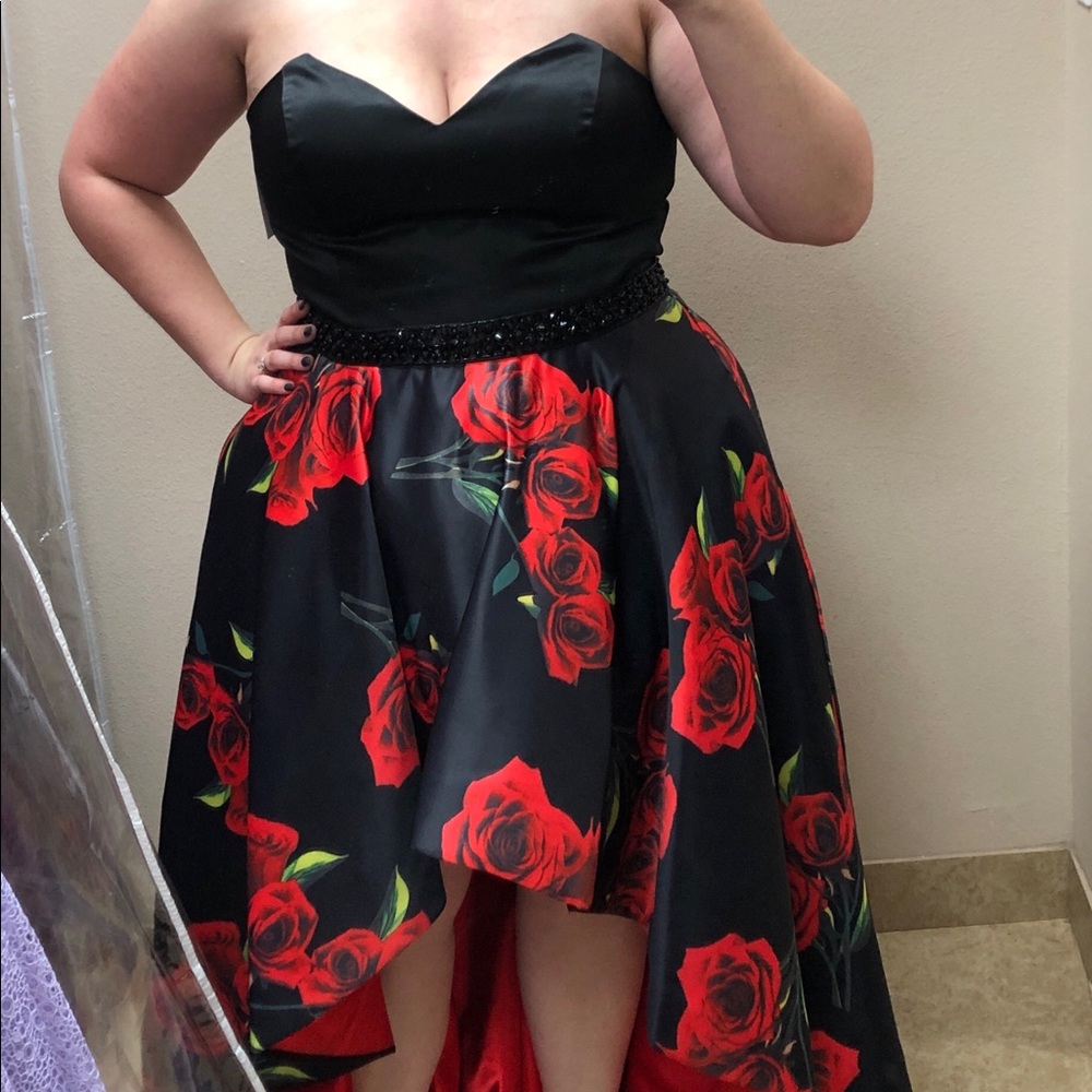 Plus size formal - Picture 6 of 6